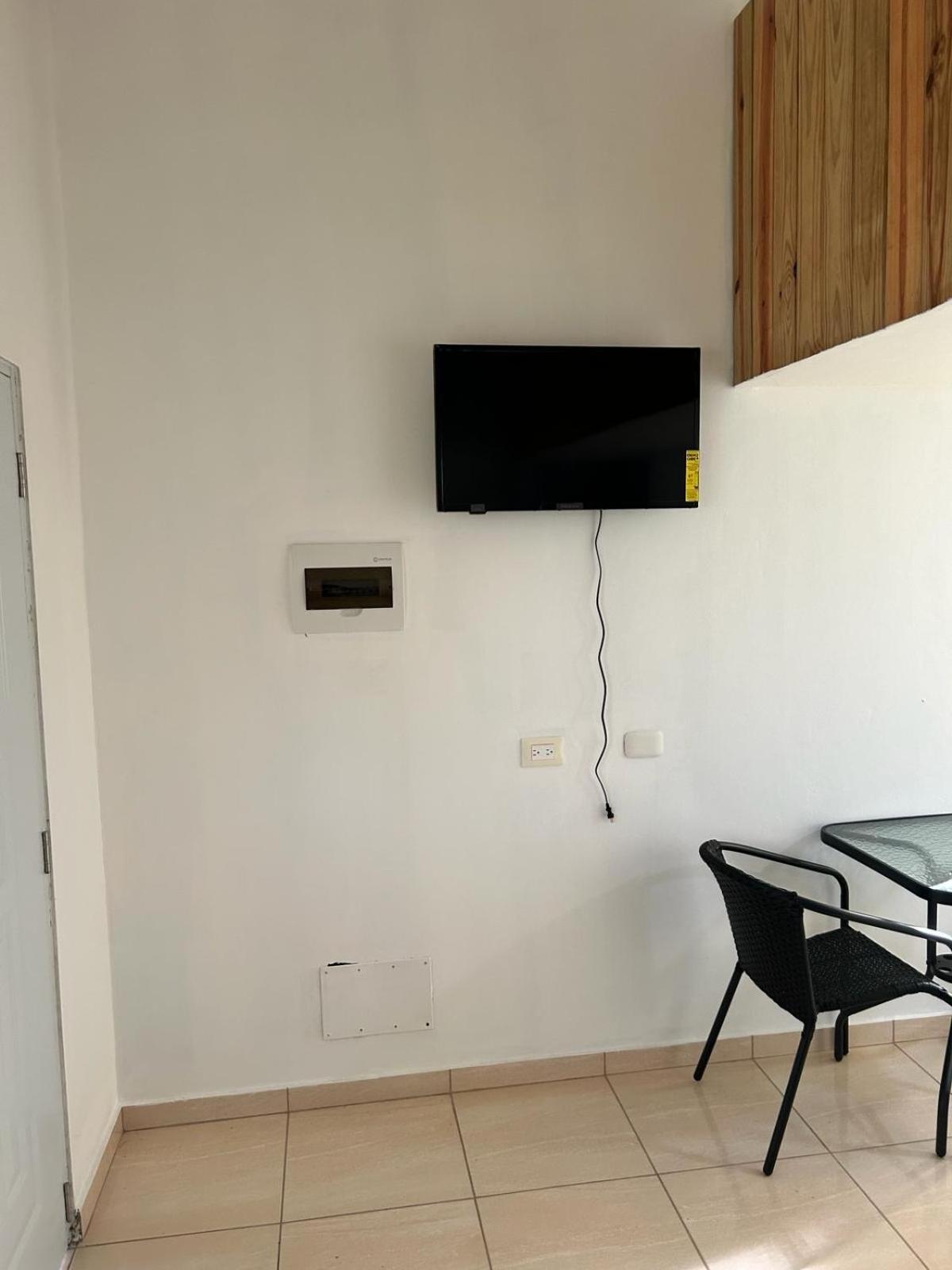 Hillmon'S Hotel Bar Lounge Sosúa Εξωτερικό φωτογραφία