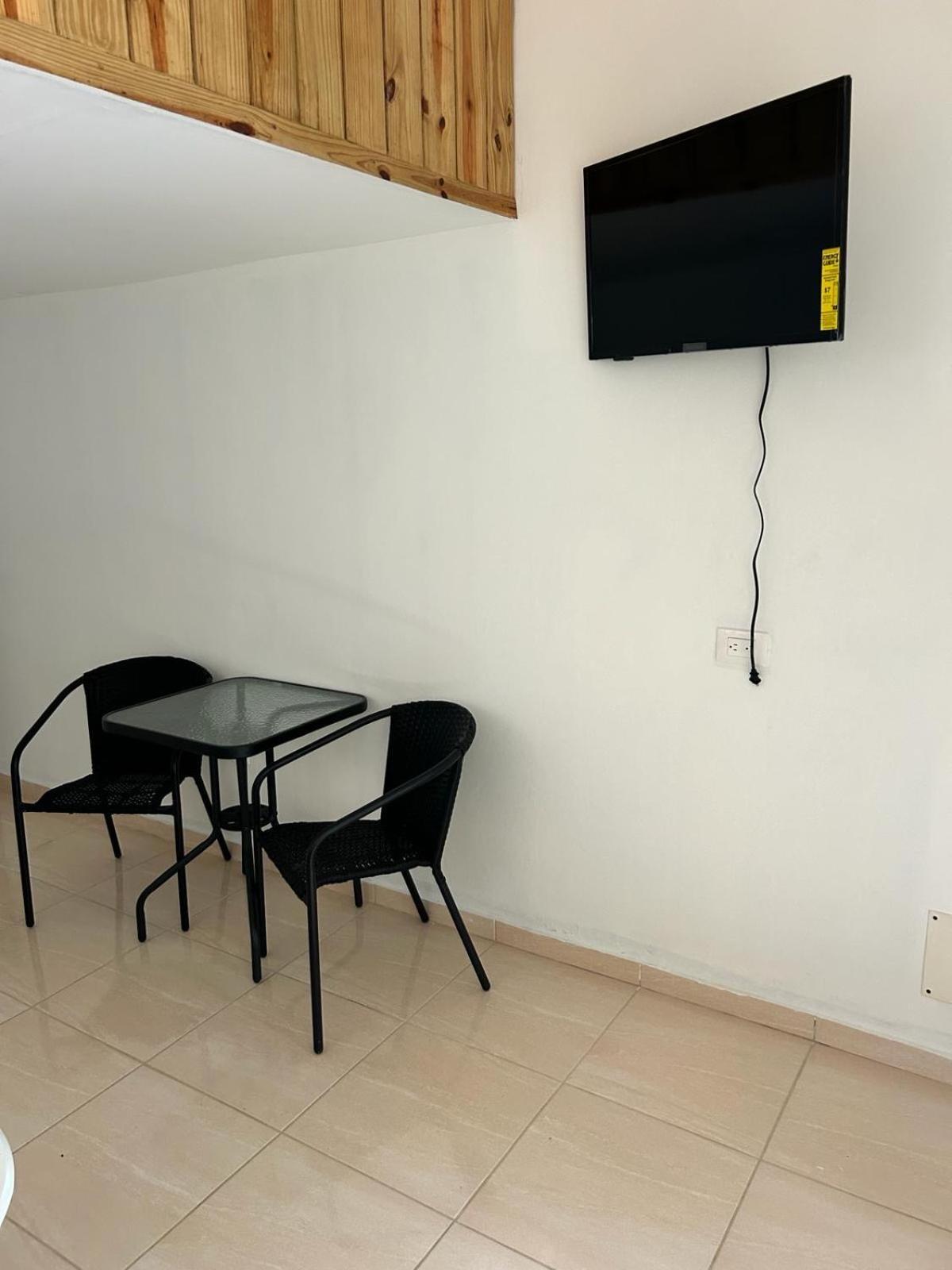 Hillmon'S Hotel Bar Lounge Sosúa Δωμάτιο φωτογραφία