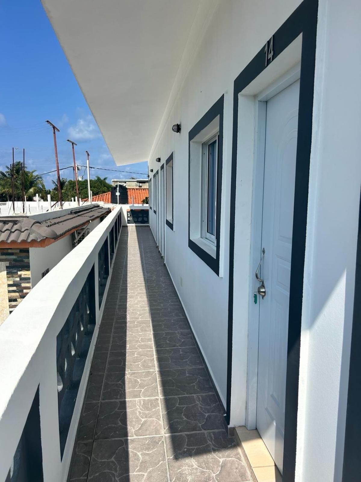 Hillmon'S Hotel Bar Lounge Sosúa Εξωτερικό φωτογραφία