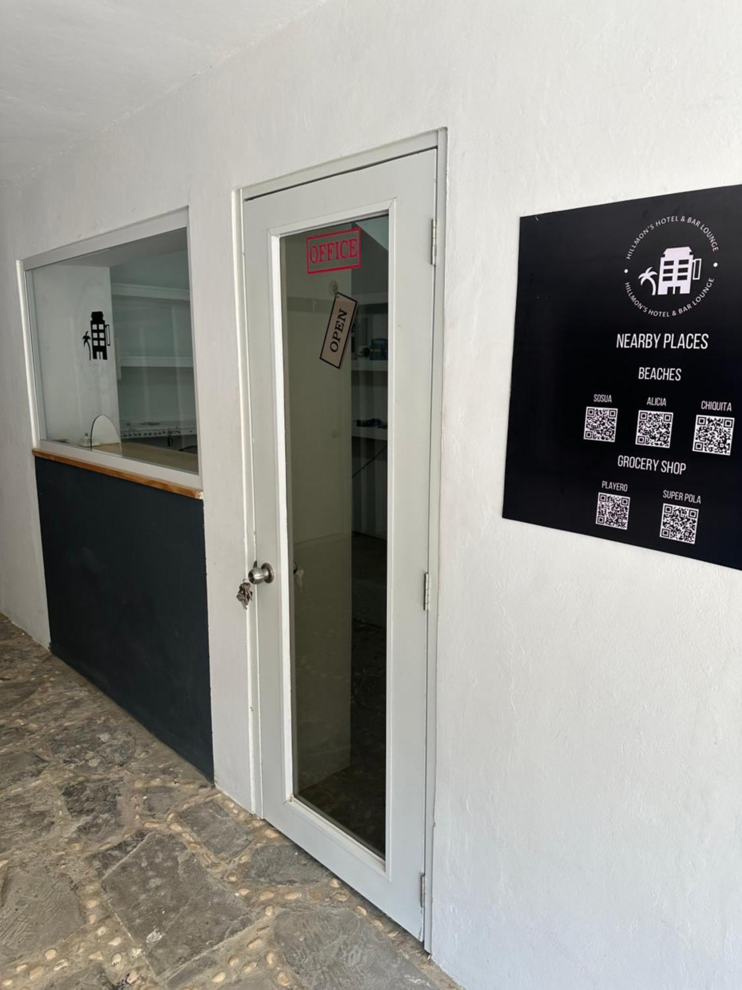 Hillmon'S Hotel Bar Lounge Sosúa Εξωτερικό φωτογραφία