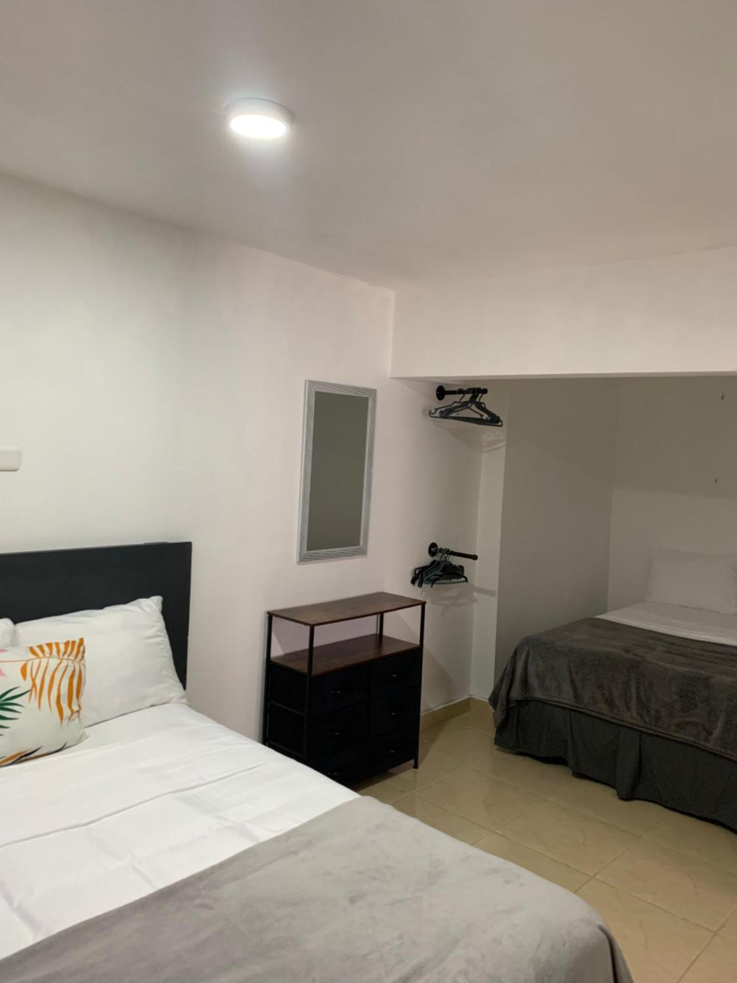 Hillmon'S Hotel Bar Lounge Sosúa Εξωτερικό φωτογραφία