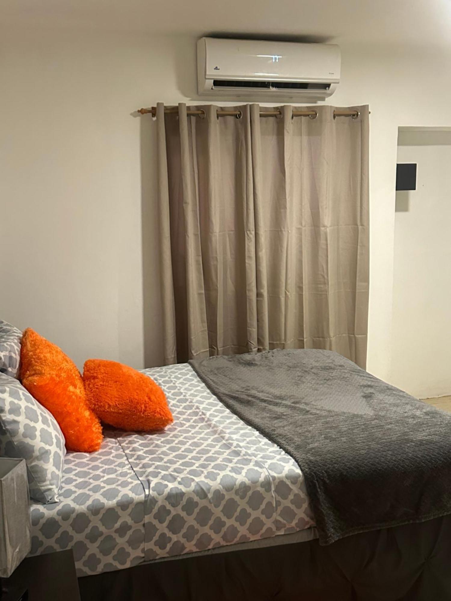Hillmon'S Hotel Bar Lounge Sosúa Δωμάτιο φωτογραφία